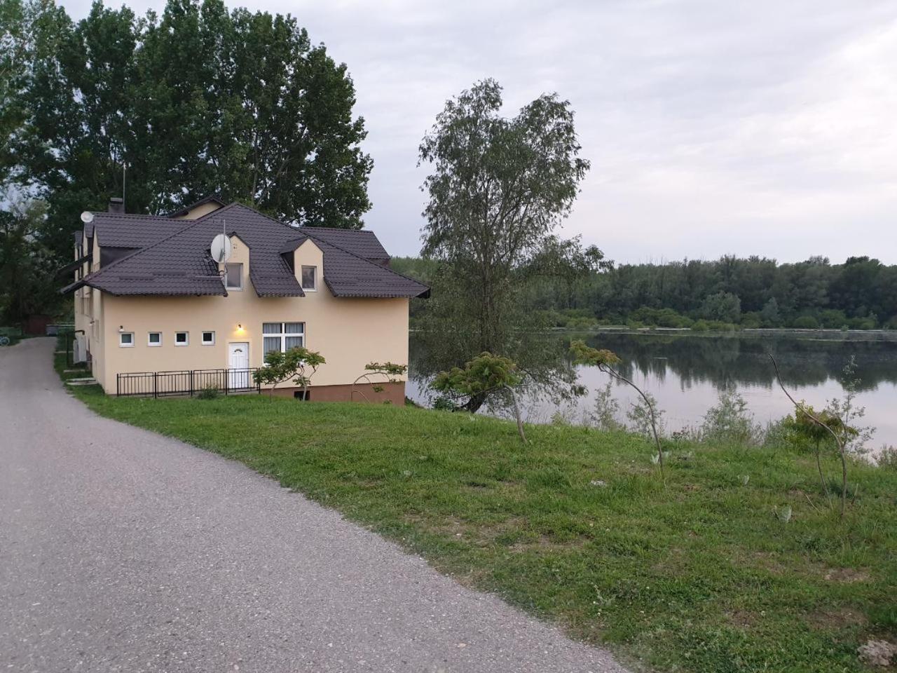 B&B Bela Vrba Backo Novo Selo Luaran gambar